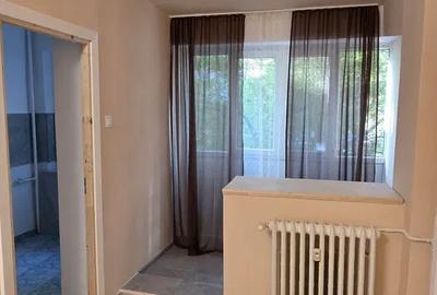 GARSONIERA RENOVATA ETAJ 1 BLOC 1982 DRUMUL TABEREI METROU - 3