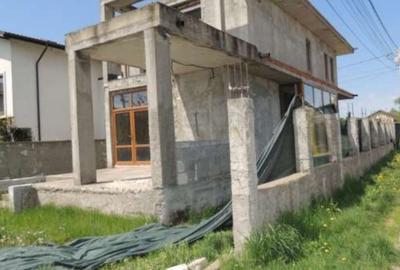 Casă individuală cu 5 camere în Berceni