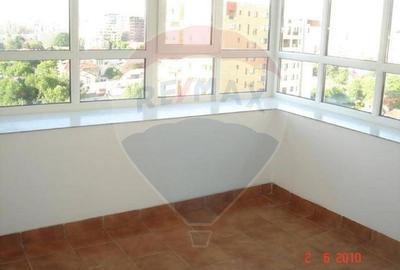 INCHIRIERE/Apartament spațios cu 4 camere – Bd. Unirii nr. 76 - 10