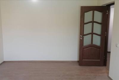 Apartament cu doua camere situat in zona centrala a mun. Focsani. - 1