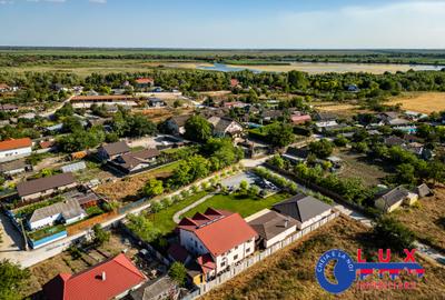 Casă individuală cu 14 camere în Dunavățu de Jos