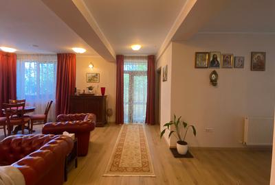 Se vinde URGENT Vila 6 camere Otopeni zona 23 August - 27