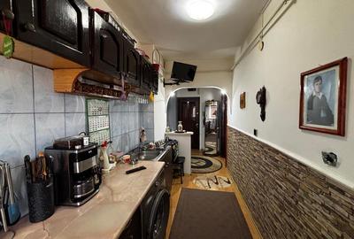 Apartament 2 camere Cartier Ostroveni zona Piata - 11