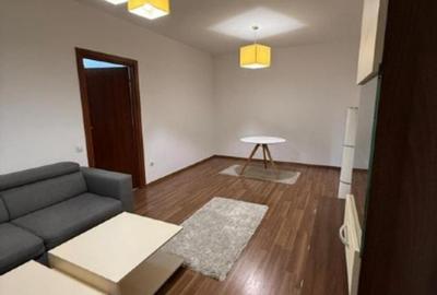 Apartament cu 2 camere semidecomandat, mobilat în Grozăvești