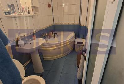 Vitan Mall  doua camere unice 6/8 - 8