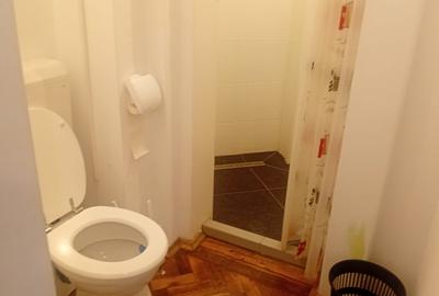 Inchiriez apartament la casa- 1 camere in zona ultracentrala - 5