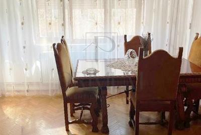 Apartament cu 3 camere decomandat, mobilat în Soarelui