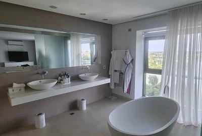 REA1025448 Penthouse Emerald l Vedere Lac l 2 Locuri de Parcare - 16