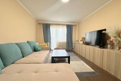 Apartament cu 3 camere de vânzare - zona Lipovei - 2