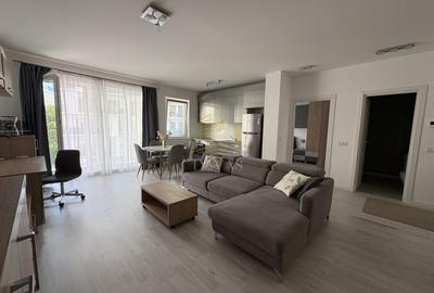 Apartament cu 2 camere semidecomandat, mobilat în Mărăști