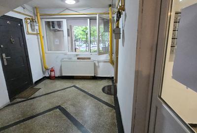 APARTAMENT DE VÂNZARE CU DOUĂ CAMERE IN ZONA PAJURA SEC.1 - 10