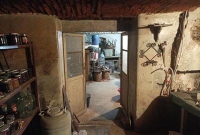 Casa 4 camere libera la vanzare zona Central - 20