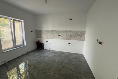 SUPEROFERTA! Casa la sol 3 camere, teren 370 mp, zona deosebita, Valu lui Traian - 6