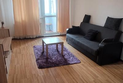 Inchiriez apartament cu 2 camere, Racadau, Str. Maciesului - 1