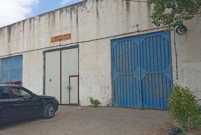 Inchiriem hala 440 mp - 1