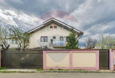Casă individuală cu 5 camere în Nord