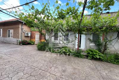 Casa individuala,3 camere, 2 bai, acces auto, garaj,teren 3182 mp - 12