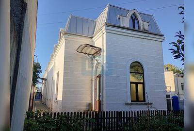 CLADIRE CU ARHITECTURA EMBLEMATICA - FOST SEDIU INTEL - 13