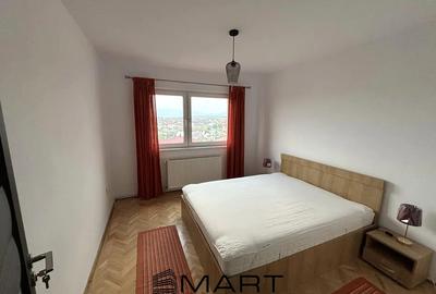 Apartament 3 camere zona Vasile Aron