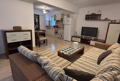 Apartament cu 4 camere, mobilat în Central