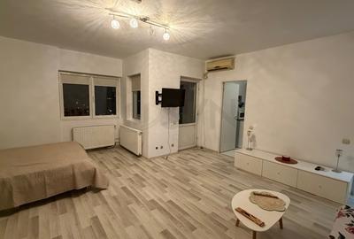 REA1027738 Studio Mall Vitan bloc 2001 53 mp - 3