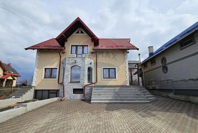 Casă / Vilă cu 6 camere, Sfantu Ilie, Suceava - 5