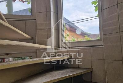 Casa familiala cu spatiu comercial si garaj P+1E+M 720 Mp - 13
