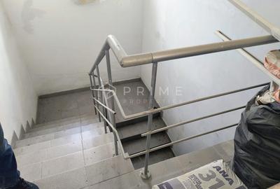Spațiu industrial modern cu panouri fotovoltaice și acces TIR - 9