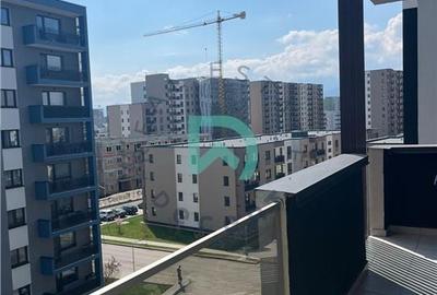 Apartament cu 2 camere semidecomandat în Tractorul