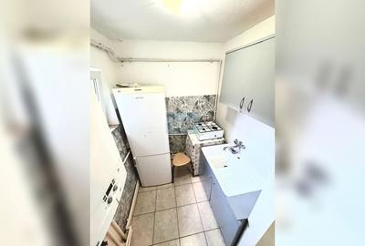 Vanzare Apartament 2 camere Zona Nord Etaj 1 - 5