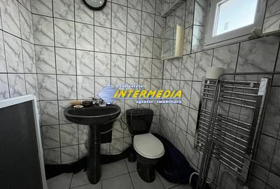 Apartament cu 4 camere 90 mp de inchiriat  etaj 1 in Alba Iulia Cetate Bulevard - 16