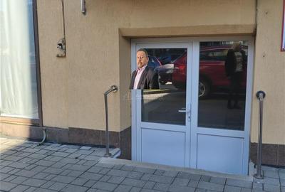 Spațiu comercial, de 25 mp, în Central