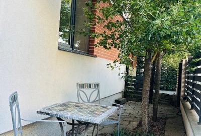 PROPRIETAR Închiriez apartament tip STUDIO, la curte, zona VOX - 13