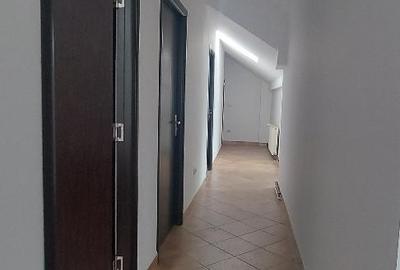 Zona Milcov (Kaufland) - Birouri 15 mp - loc parcare - 5