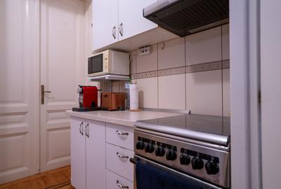 Apartament central de vânzare – la curte comună - Oradea - 10