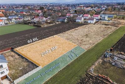 Teren Construcții intravilan de 2082 mp, în Stupini