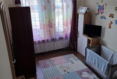 GIROC - 3 CAMERE - ZONA LINISTITA - SPATIU VERDE - MOBILAT - 7