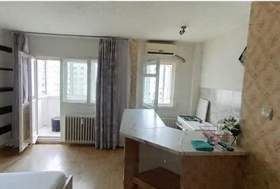 Muncii - Arena Nationala, Bloc mixt- garsoniera - 1