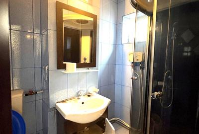 Apartament 3 camere 57mp zona Autogarii finisaje  58.000eur neg - 9