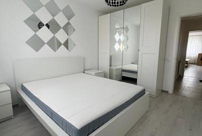 Apartament cu 3 camere decomandat, mobilat în Theodor Pallady