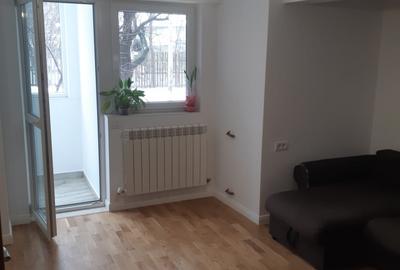 Apartament cu 2 camere decomandat în Drumul Taberei
