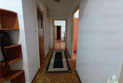 Vanzare apartament 3 camere vedere spate Ion Mihalache - 6