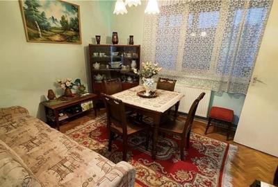 Dambul Pietros etaj 4 din 10 apartament 2 camere confort 1 - 5