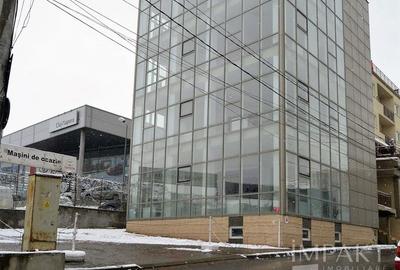 Cladire de birouri cu  spatii vitrate generoase in Zorilor. - 24