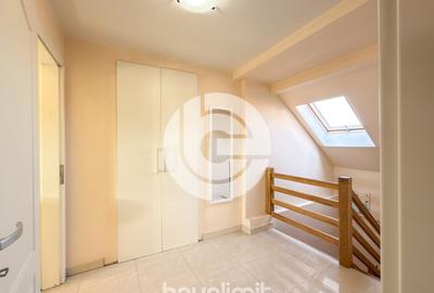 Apartament 4 camere | 133 Mp | Parcare | Zonă centrală | Str. Dealului - 8