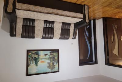 Apartament 3 camere la parter în imobil P+M , curte proprie 70 mp - 1