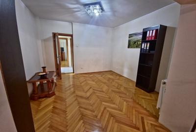 Faleza Nord apartament 3 camere decomandat - 11