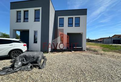 Duplex | Parter + Etaj | Toate utilitatile | Curte generoasa | Sacalaz - 2