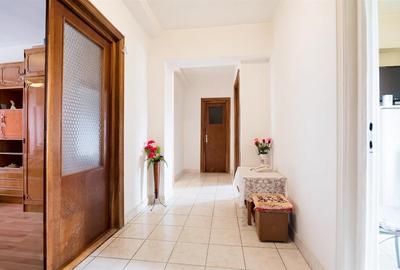 RECO Apartament 3 camere Rogerius – luminos, dubla orientare - 11