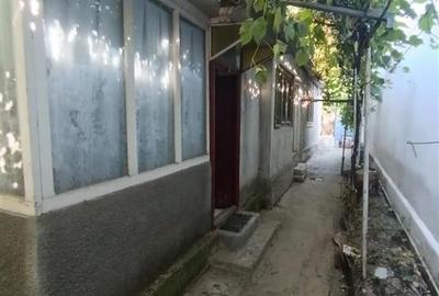 Casă individuală cu 4 camere în Pisc